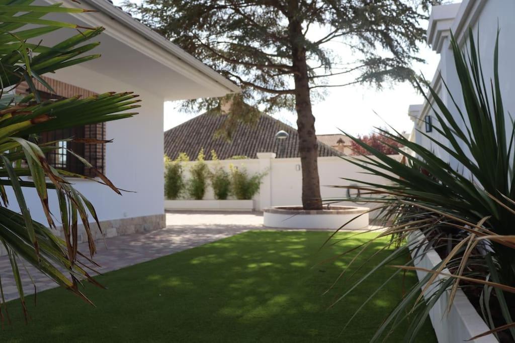 La Casa De Enfrente Villa Herencia Exterior foto